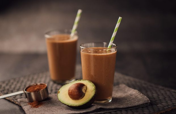 Σοκολατένιο Smoothie με Αβοκάντο και Σπόρους Chia | Λάμπρος Βακιάρος